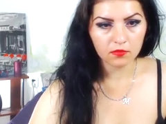 Curvy webcam brunette LeonorAngel