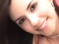 Gorgeous Latino webcam babe toys herself