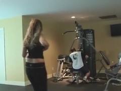 Betty Spanxxx does a workout and gives head
