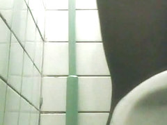 Busty ass bending over and taking a good nice pee