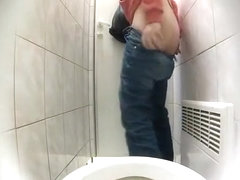 Woman pees and cleans pussy