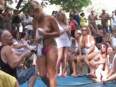 amateur wet tshirt contest at nudes a poppin festival indiana